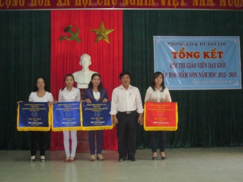 Tổng kết Hội thi giáo viên dạy giỏi cấp mầm non huyện Đại Lộc NH 2012 – 2013